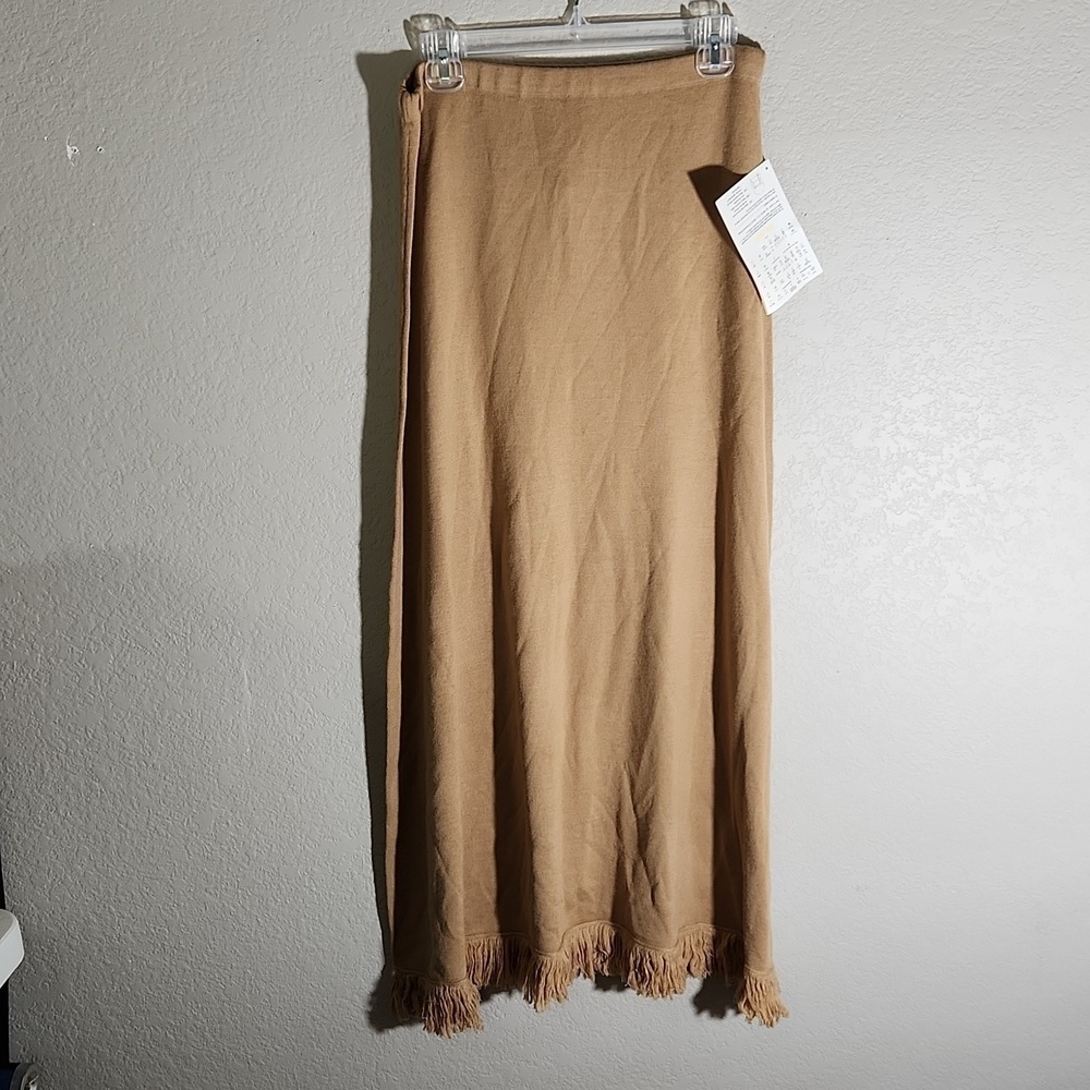 Dialogue Dress Skirt Size M Camel frenge Merino Wool acrylic NEW